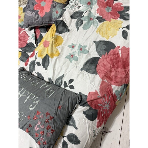Gwenevere King Comforter Set Floral Multicolor Flower 3 Shams 2 Accent Pillows - Picture 5 of 8